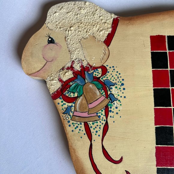 Vintage Sheep Shape Wood Checkerboard Folk Art Game Set 16" x 11" 1993 - Picture 3 of 9